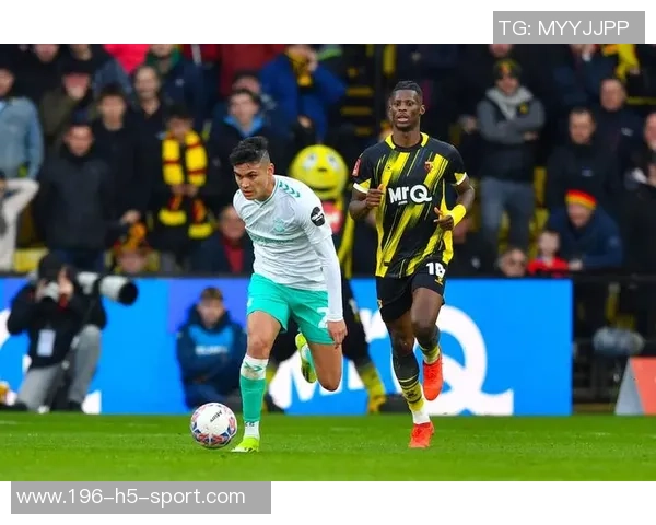 国米中场阿斯拉尼有望租借加盟贝西克塔斯并附带买断条款 国米中场阿斯拉尼有望租借加盟贝西克塔斯并附带买断条款